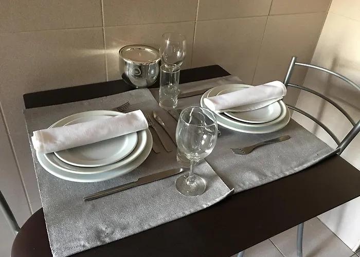 Invicta House Marques *